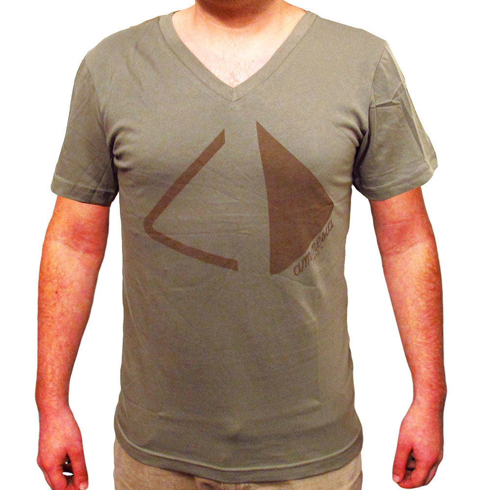 Amnesia Ibiza Camiseta cuello V hombre con Logo Pirámide