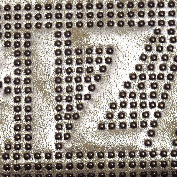 Ibiza Cartera Clutch con Tachuelas