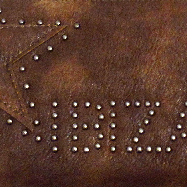 Ibiza Cartera Clutch con Estrella Tachuela