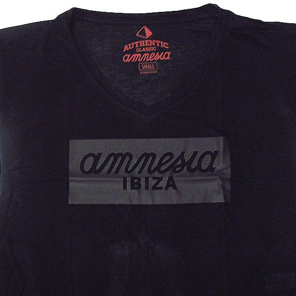 Amnesia Ibiza Camiseta Mujer con Logo de efecto cuero