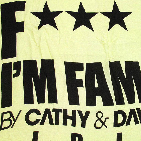 F*** Me I'm Famous Pareo con Logo Clásico